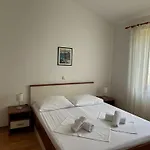 Vesela 2 Apartamento