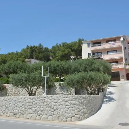 Apartment Vesela 2
