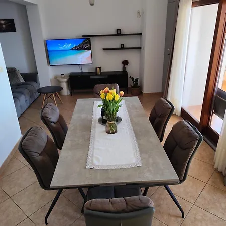 Apartment Vesela 2