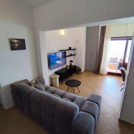 Vesela 2 Apartment Duce